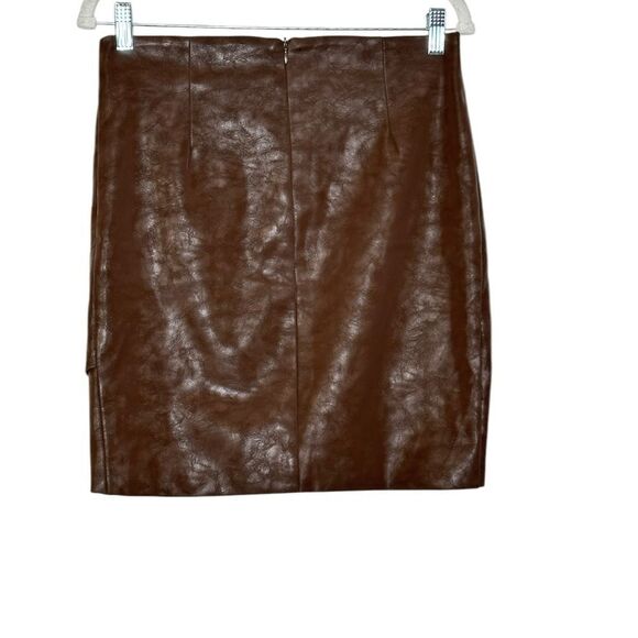 Guess Rosalba Brown Pleated Faux Leather Mini Skirt | Size M - Picture 5 of 8